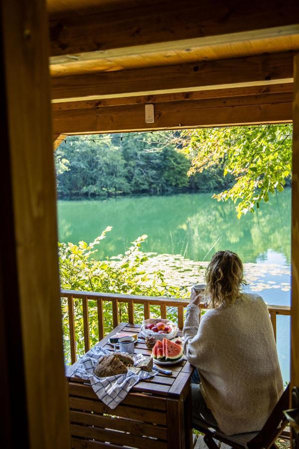 Riverland Gornji Zvečaj Eksteriør billede