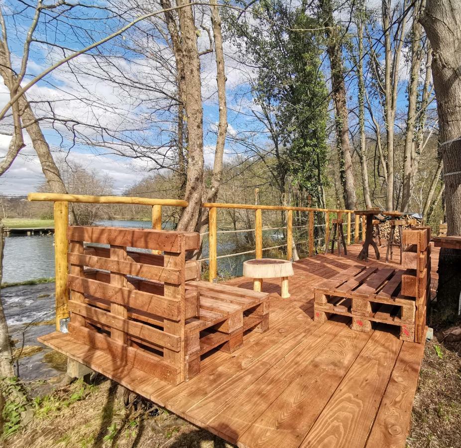 Riverland Gornji Zvečaj Eksteriør billede