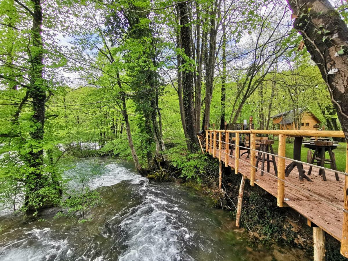 Riverland Gornji Zvečaj Eksteriør billede
